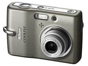 Продам ФОТОАППАРАТ цифровой Nikon Coolpix L11