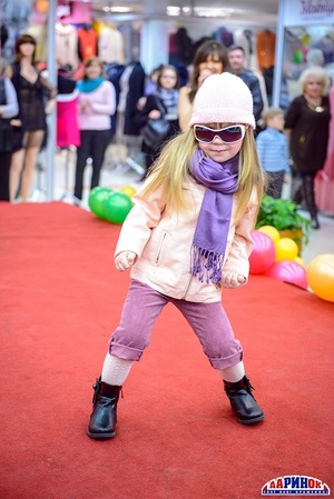 В ЦТ «Дарынок» состоялся показ детской весенне-летней коллекции