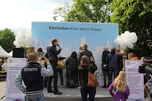 Техніка з українською душею: Electrolux привітав львів’ян з днем міста