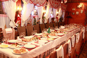 Бенкетне меню в еко-ресторані «Батьківська хата»!
