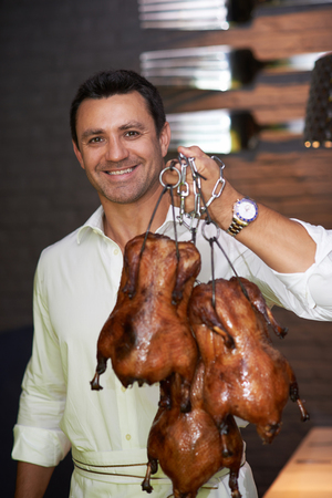 Утка по-пекински в ресторане 