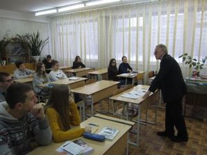 МАУП проводит бесплатные мастер-классы по информатике для школьников