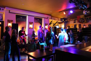 Устройте яркий и незабываемый День рождения в GOGOL-PUB на Дарнице! 