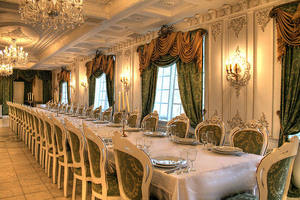 Незабываемые новогодние корпоративы в «Екатерининском» банкетном зале