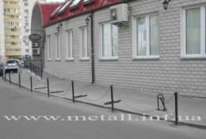 Переносные оградительные столбики. 