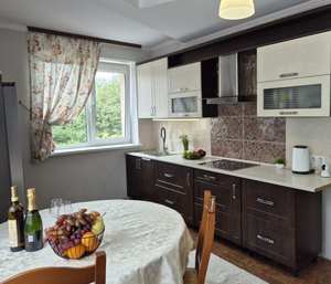 Новий будинок з ремонтом. Підходить під Є-Відновле