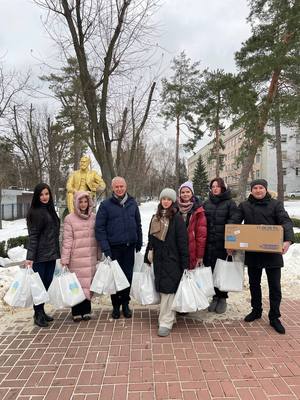 До  Дня Збройних Сил України колектив ЧДБК привітав зі святом поранених захисників