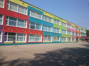 ТМ TRIORA разукрасила школу в городе Марганец к 1 сентября