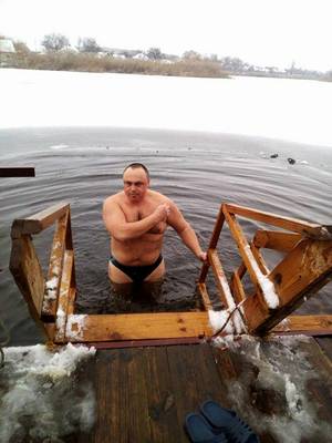 Співробітники Кременчуцької виховної колонії  занурились у Хрещенську воду