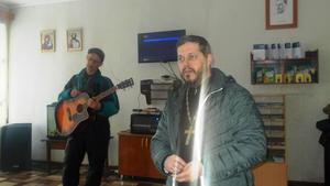        Для вихованців Кременчуцької виховної колонії заспівали рок-пісні