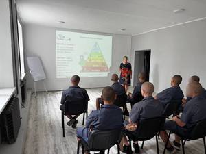 ОСНОВИ БЕЗПЕКИ ЖИТТЄДІЯЛЬНОСТІ : ЗАПРОВАДЖЕНО ПРОЄКТ ДЛЯ ВИХОВАНЦІВ КРЕМЕНЧУЦЬКОЇ ВИХОВНОЇ КОЛОНІЇ