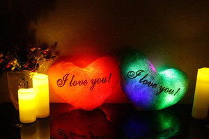 Эксклюзивные декоративные подушки в форме сердца с надписью I love You